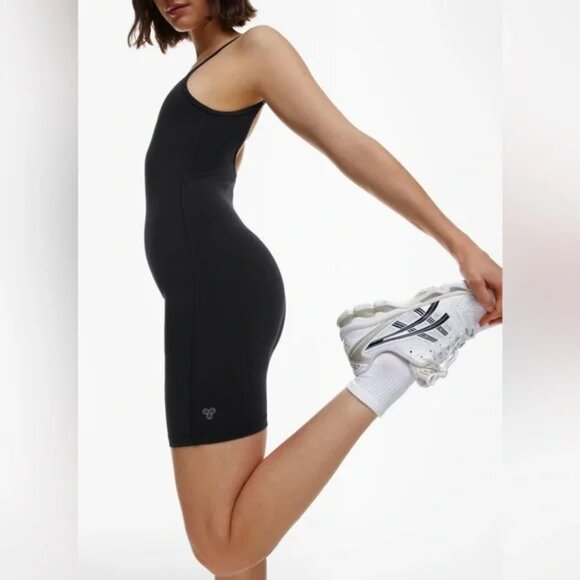 Aritzia TnAction TnaBUTTER Romper Black Size XS - Picture 3 of 7